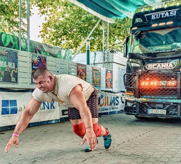 Scitec Muscle Beach 2026 péntek